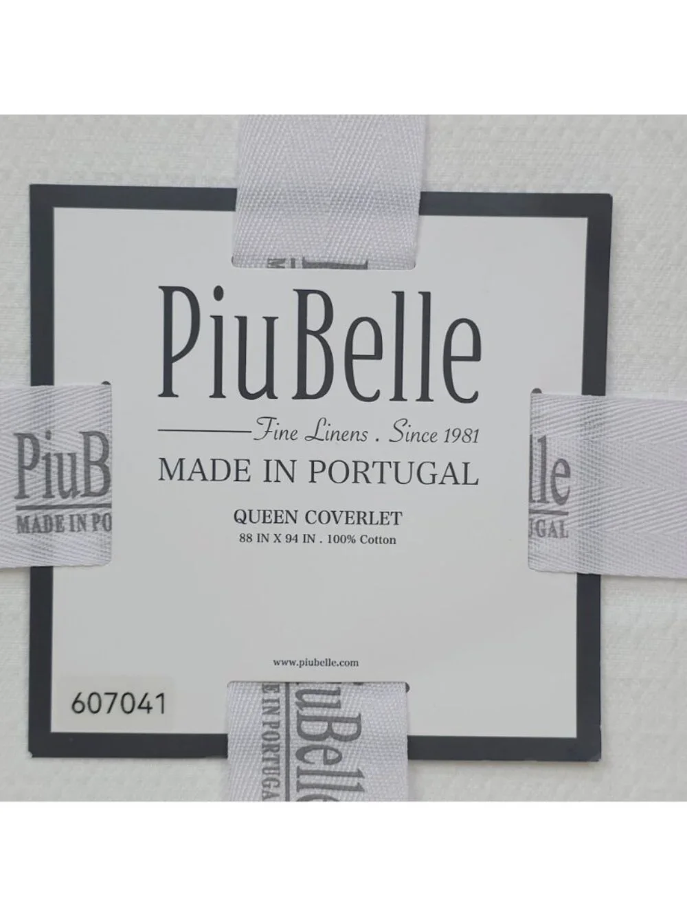 PiuBelle Queen Coverlet 100% Cotton Ruffled Edge 88x94 Made In Portugal White